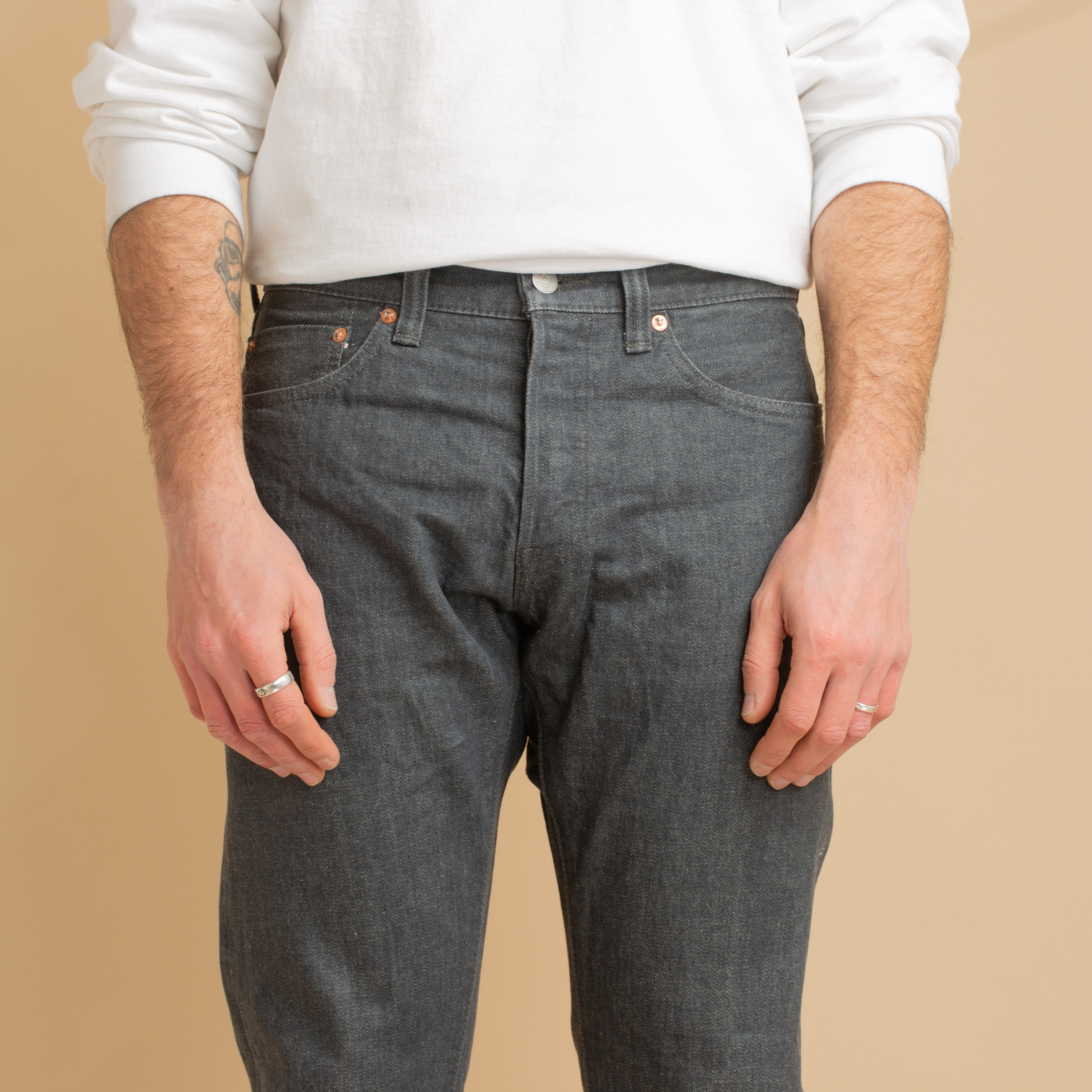 MOMOTARO / 0405-70G High Tapered 14oz Grey Selvedge Denim