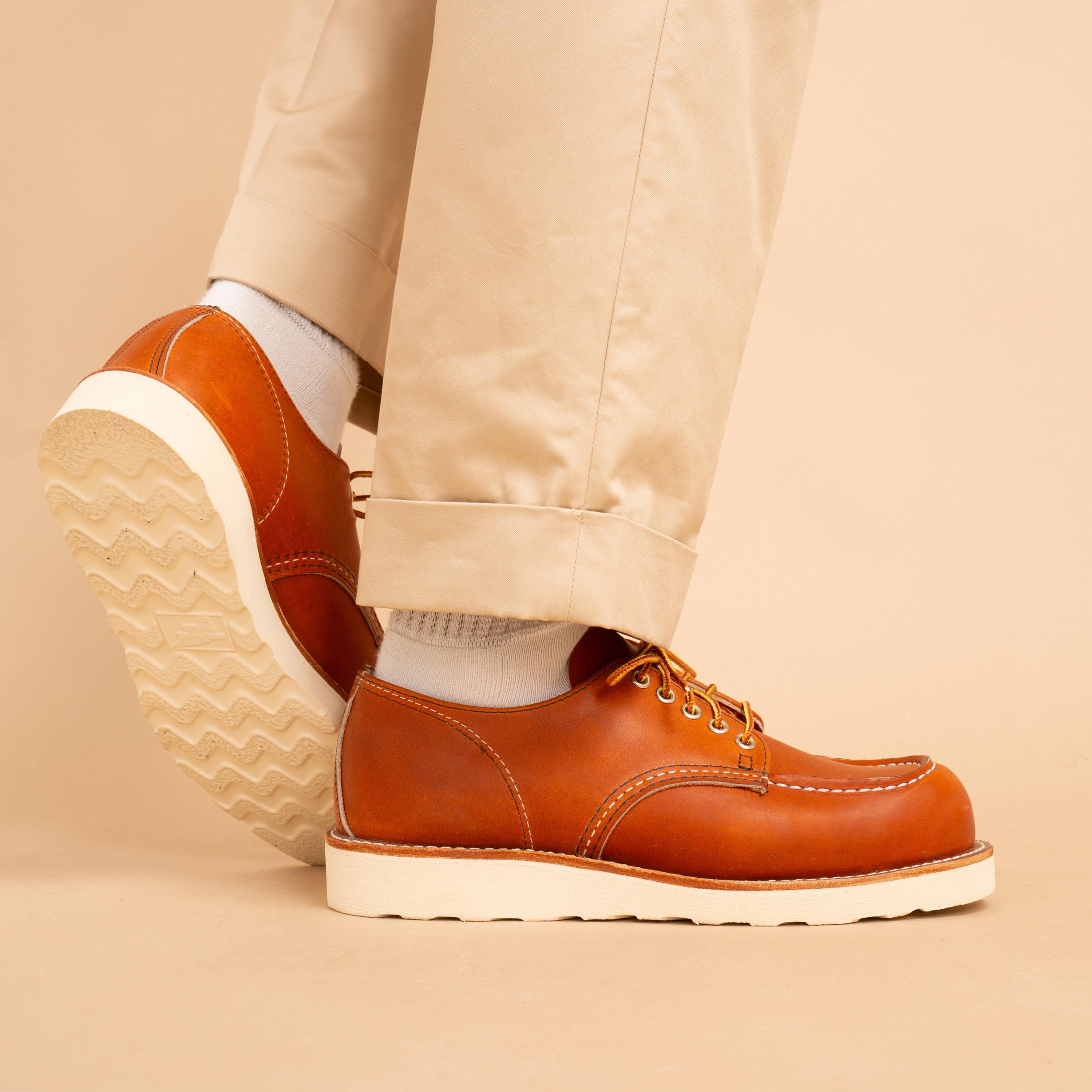 Red Wing Shoes / 8092 Shop Moc Toe Oxford Oro-Legacy