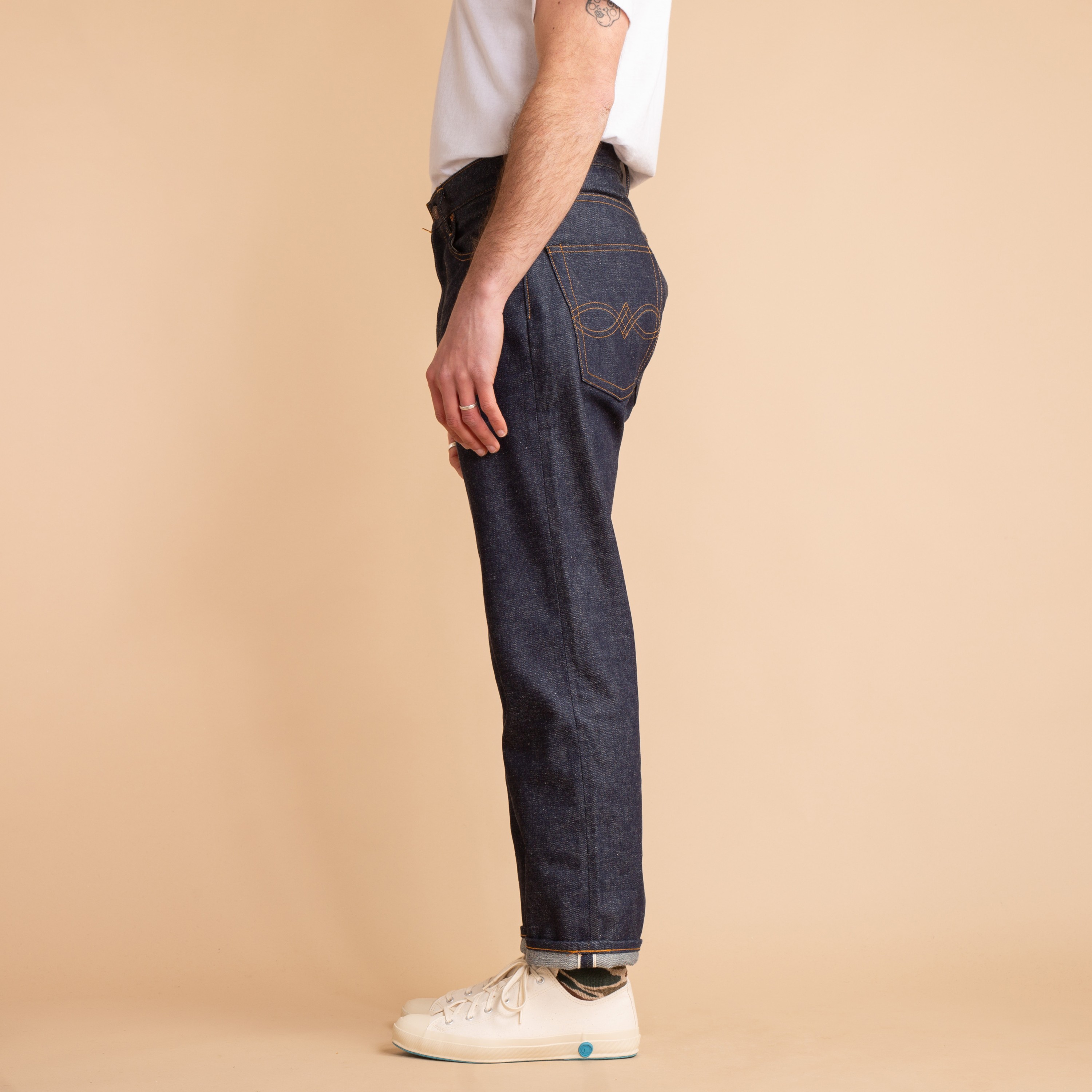 WAREHOUSE & CO. / Lot. 1105 