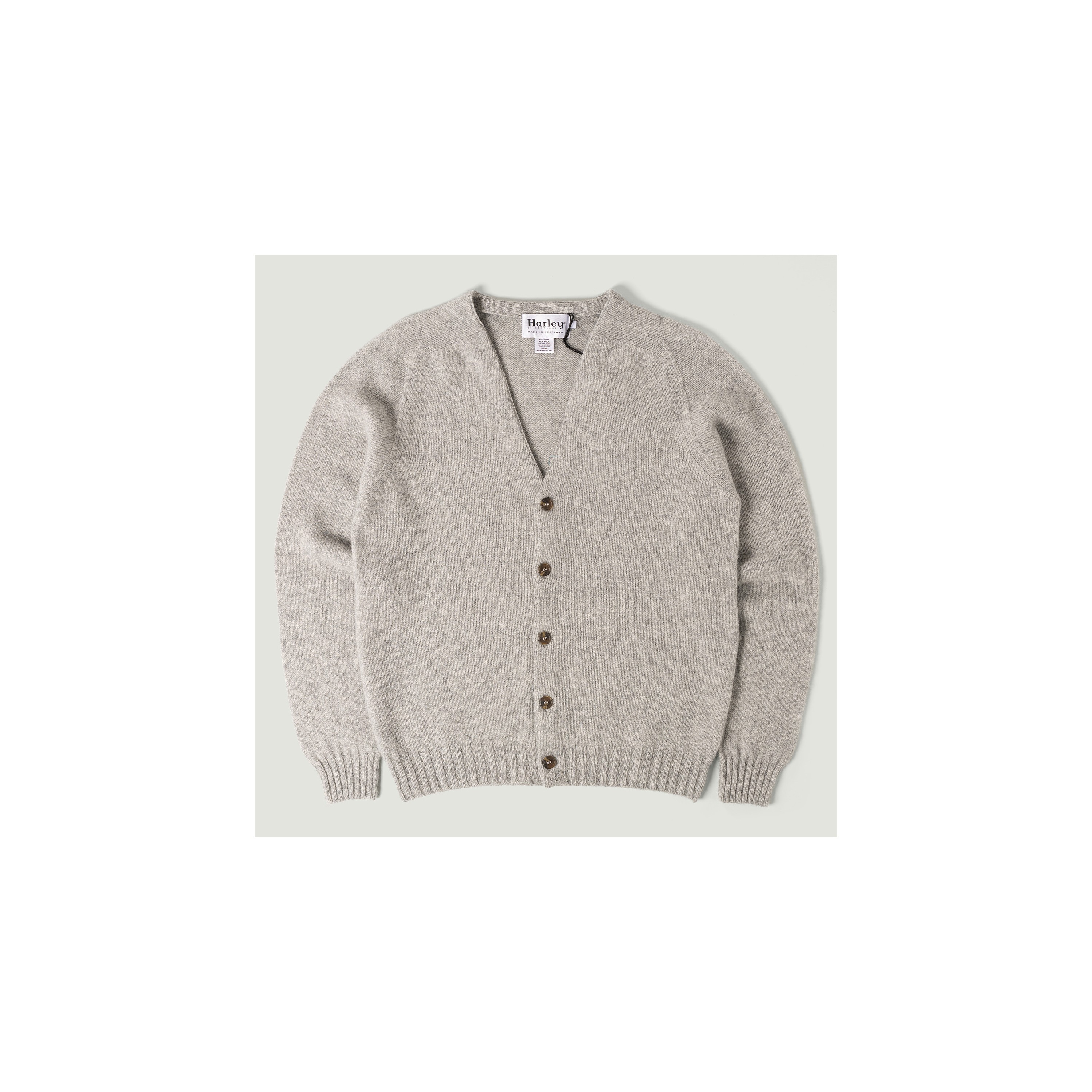 HARLEY OF SCOTLAND / Saddle Shoulder V-Neck Cardigan in Silver