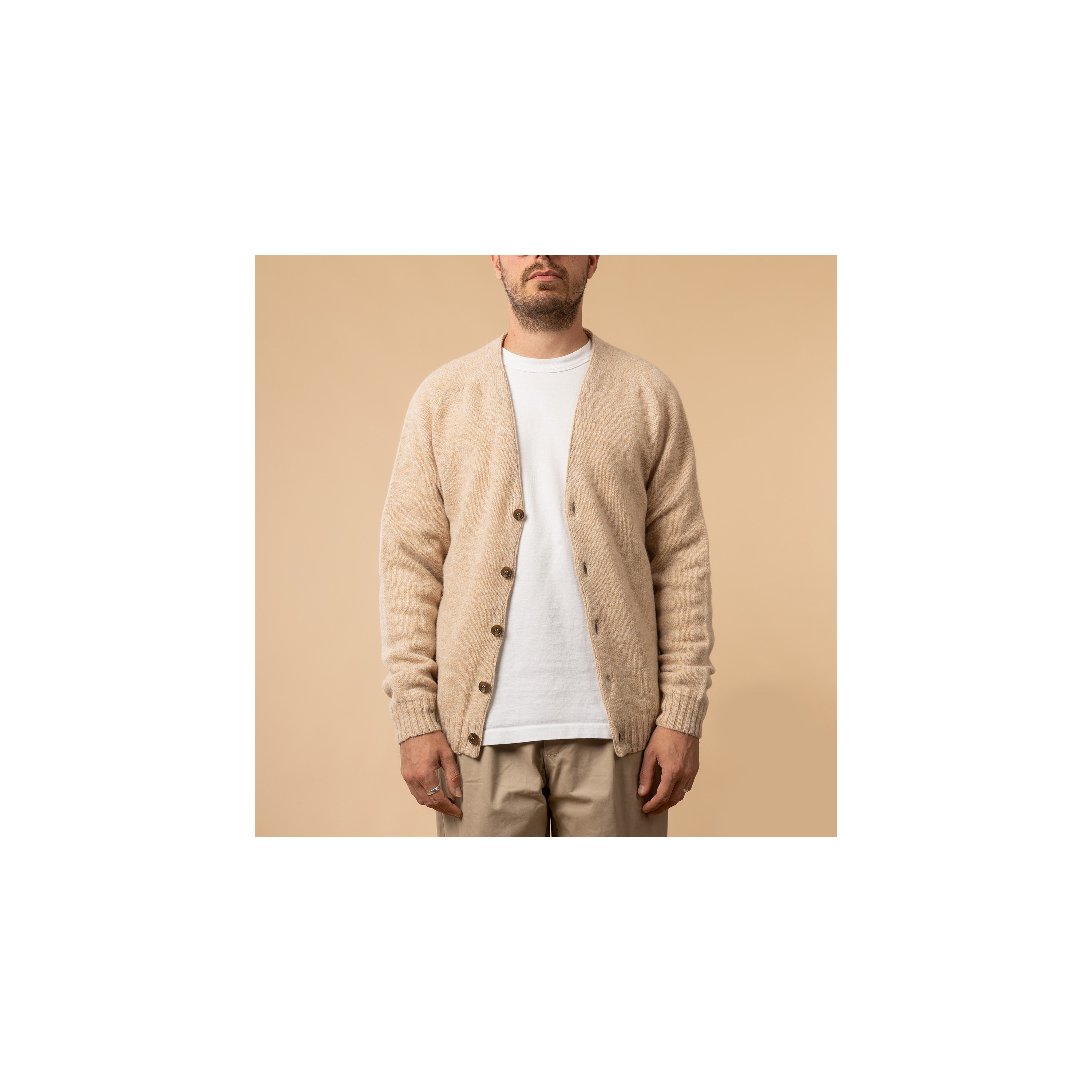 HARLEY OF SCOTLAND / Saddle Shoulder V Cardigan Tusk