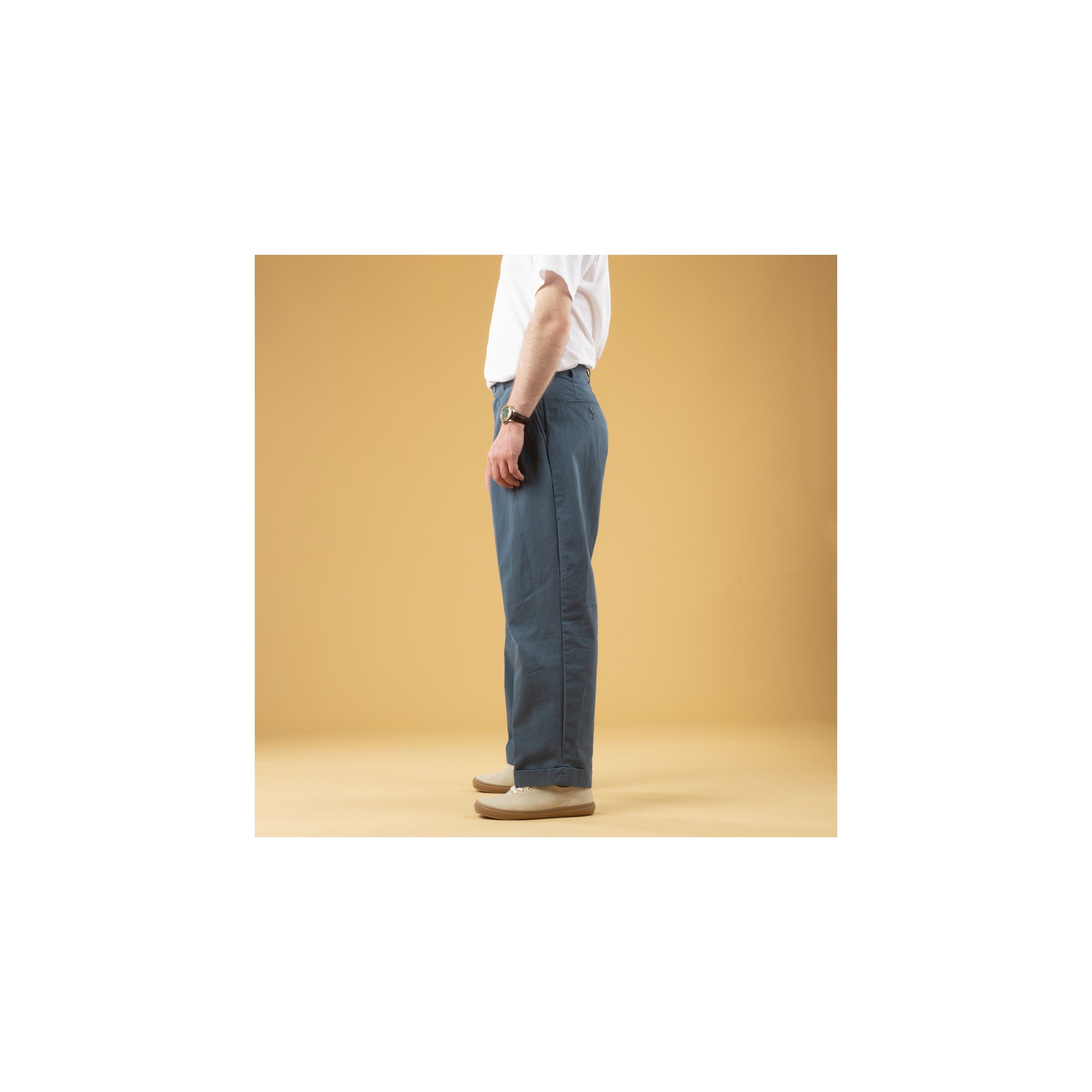 BEAMS PLUS / 2 Pleats Trousers Twill Bio Washed Sax
