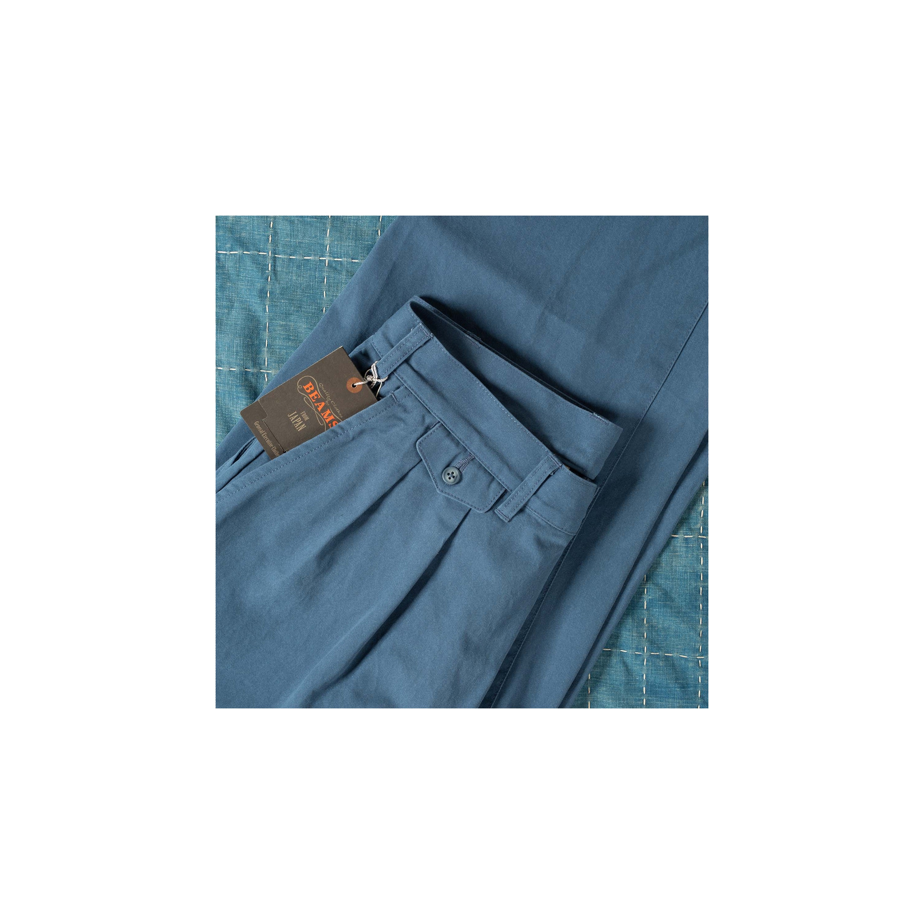 BEAMS PLUS / 2 Pleats Trousers Twill Bio Washed Sax