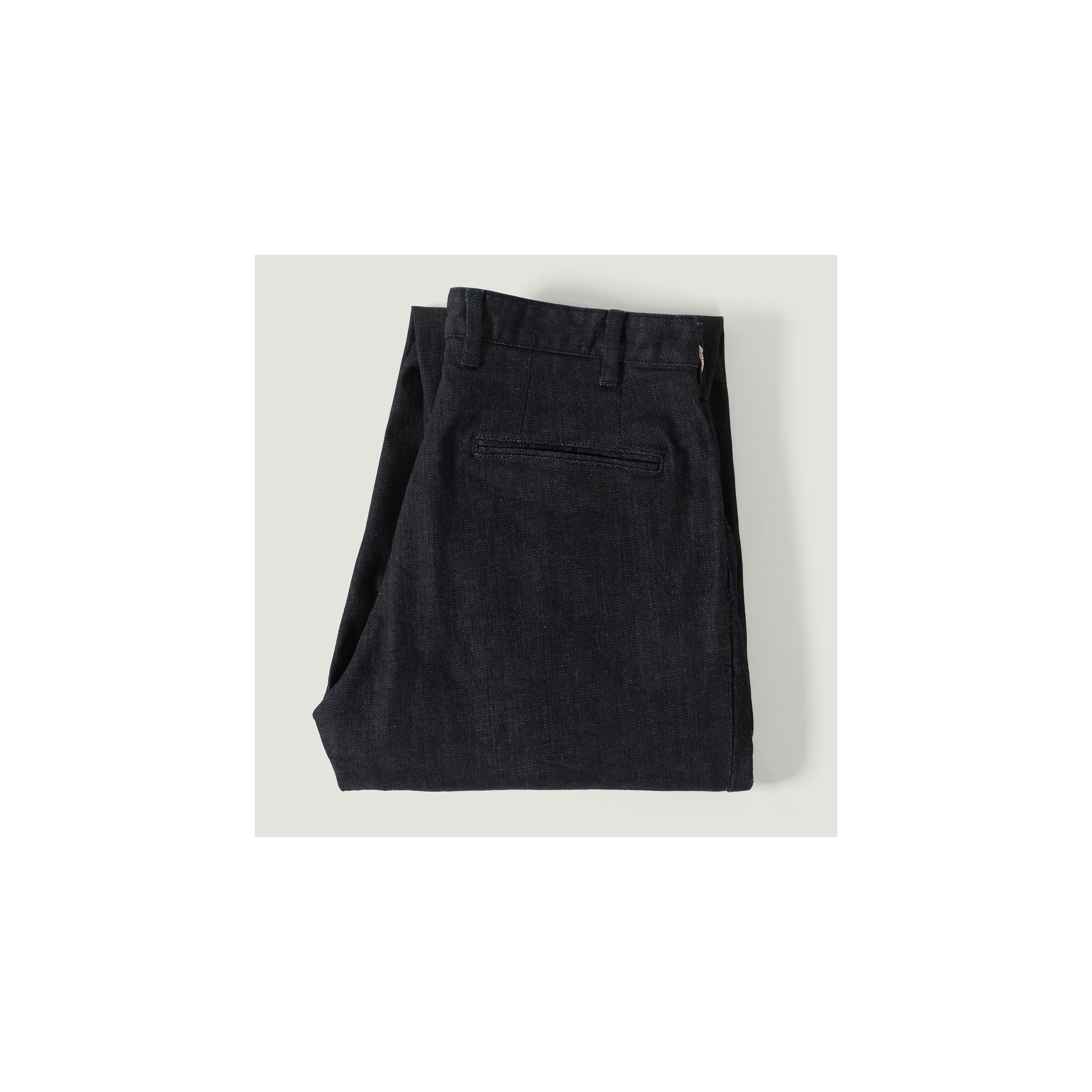 BEAMS PLUS / 2 Pleats Tapered Denim Indigo