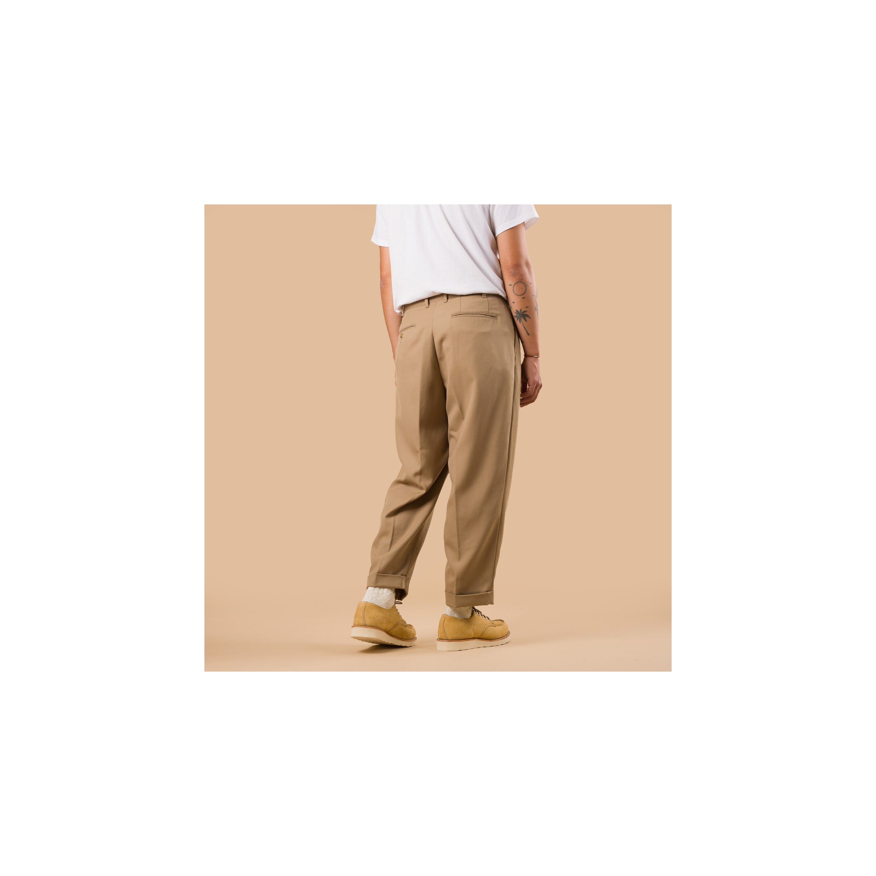 BEAMS PLUS / 2 Pleats Tapered Laundry Wool Khaki