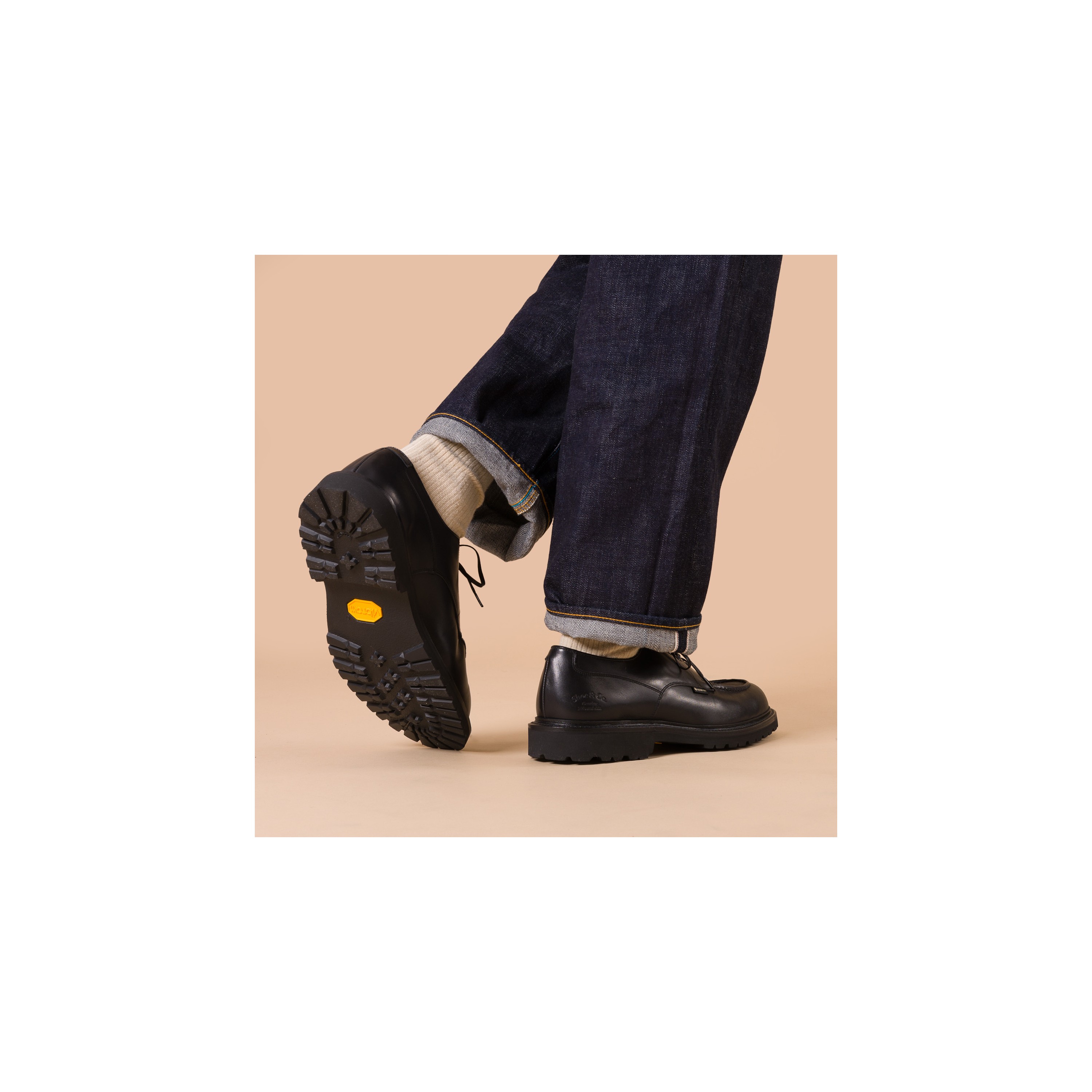 REGAL SHOES & CO. / U-Tip Gore-Tex Black