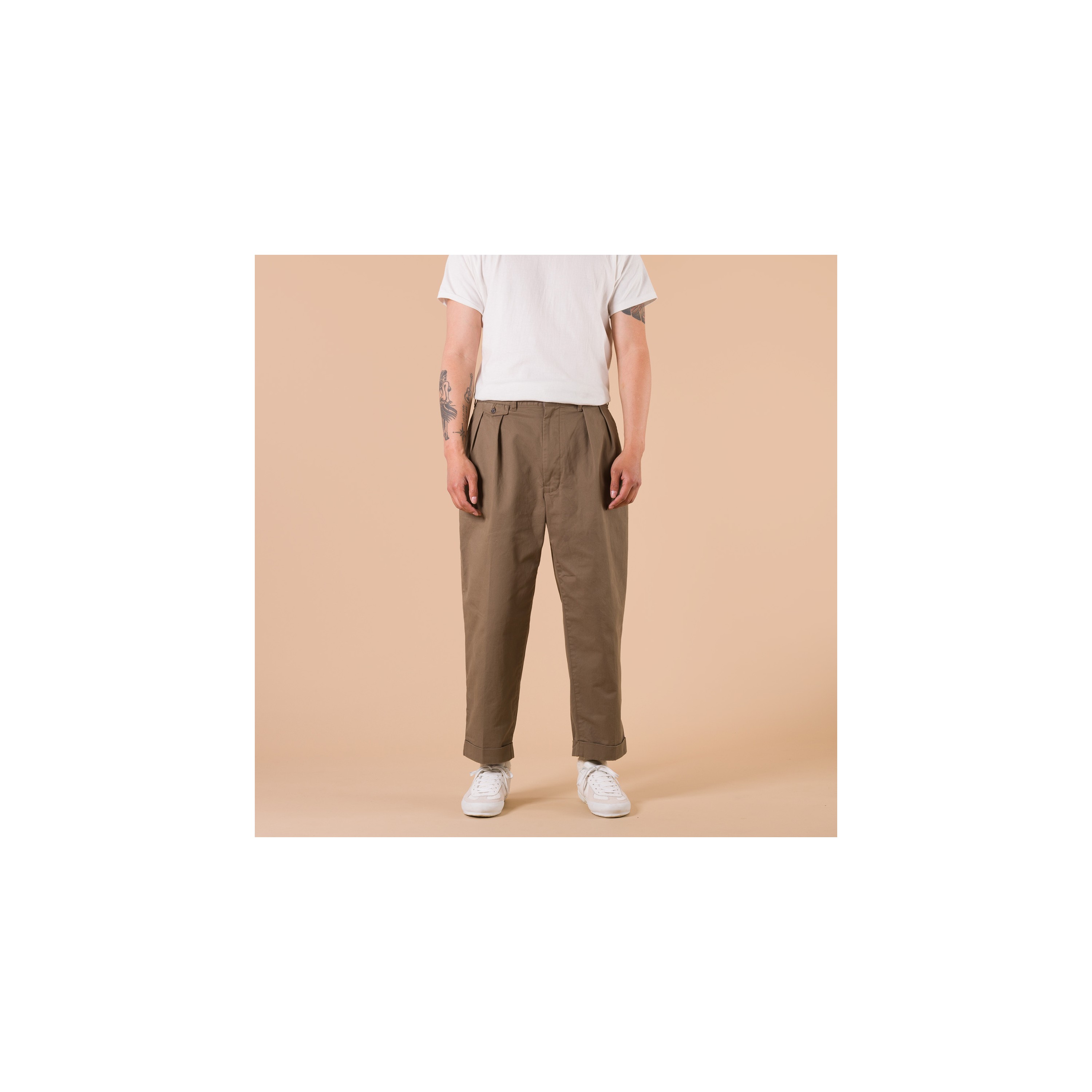 BEAMS PLUS / 2 Pleats Twill Trousers Olive