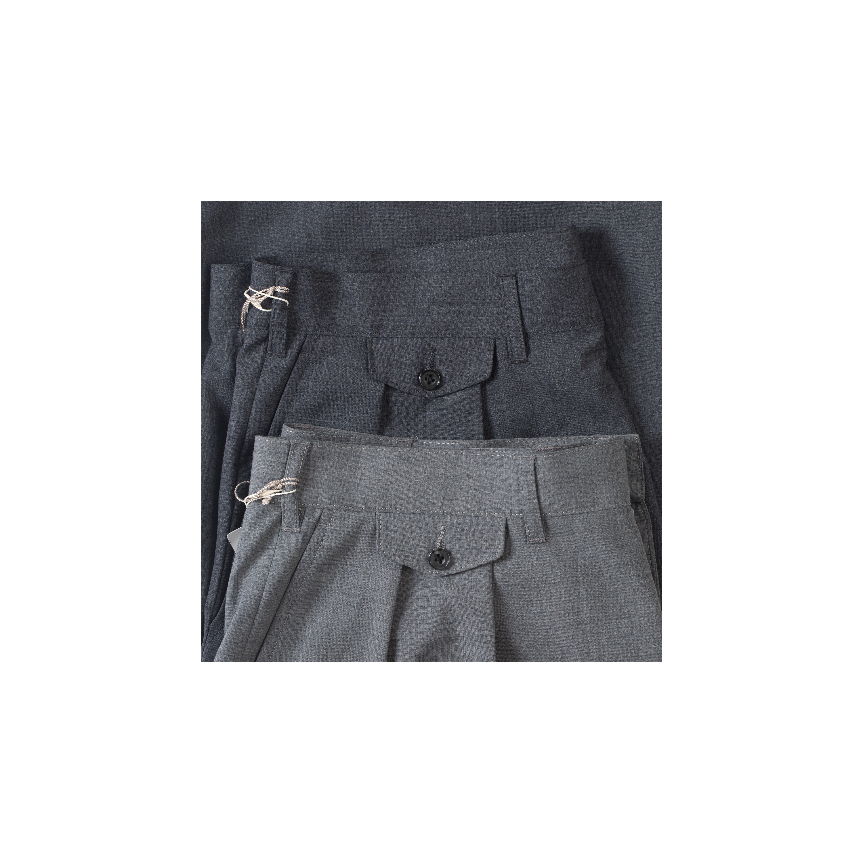 BEAMS PLUS / 2 Pleats Wool Tropical Grey Shorts
