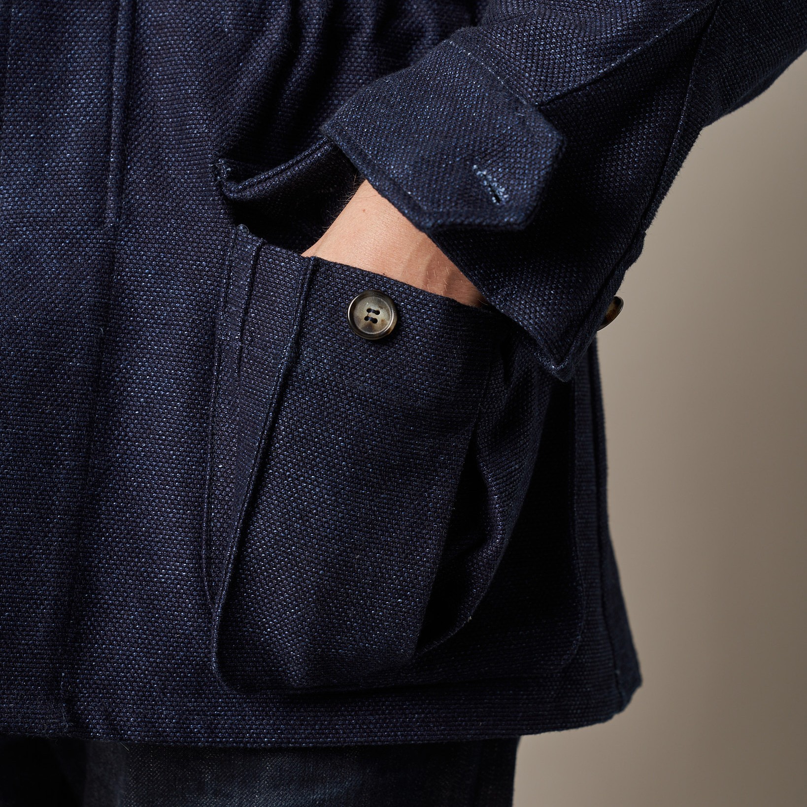 J002 Pocket