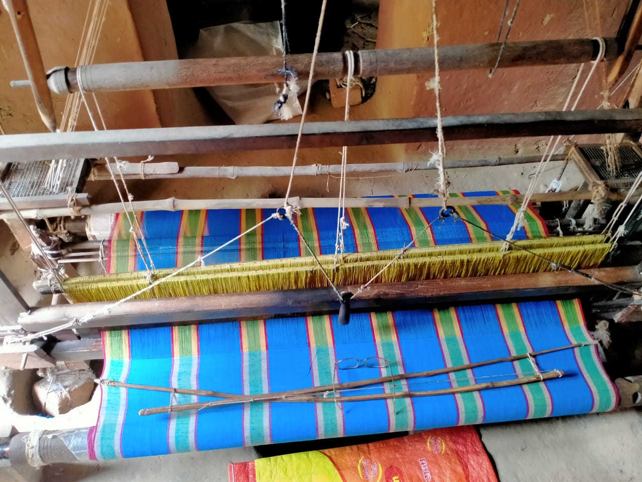 Handweaving